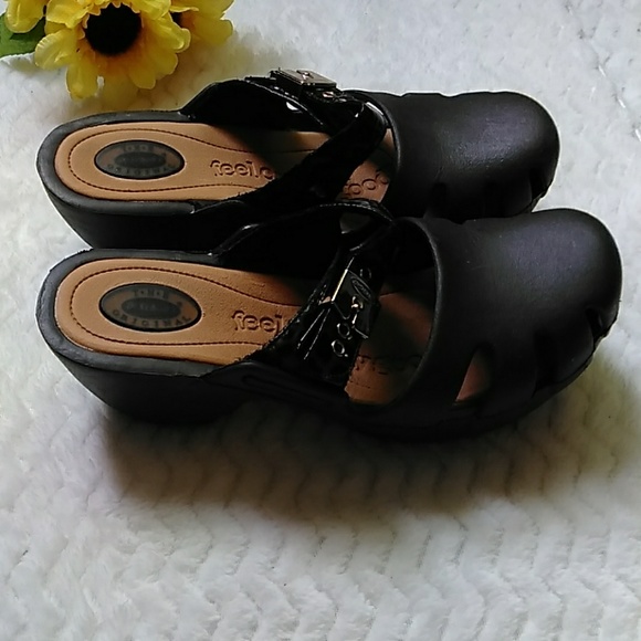dr scholls nursing clogs